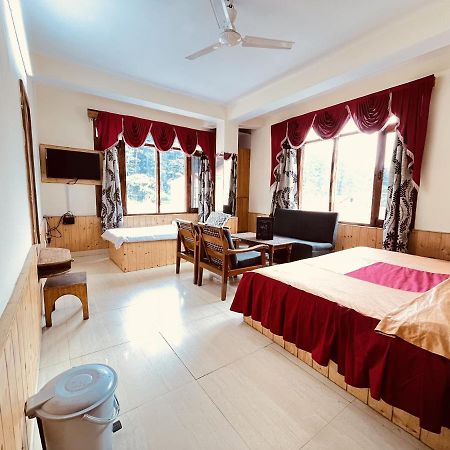 Hotel Snow Mountain Mall Road Манали Экстерьер фото